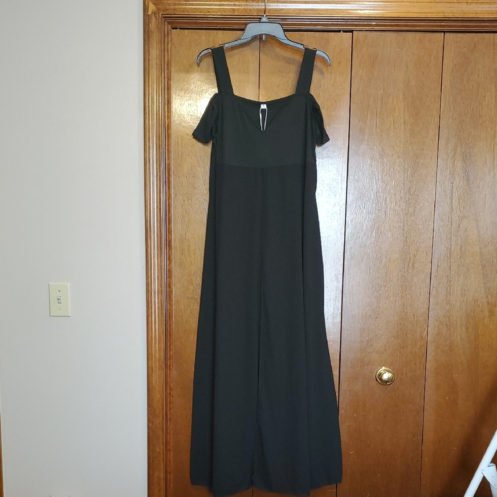 Elegant Black Maxi Dress